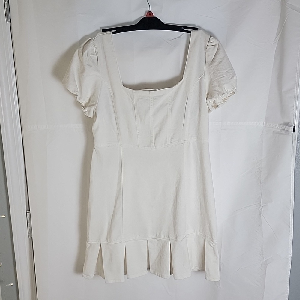 NWT white puff sleeve mini dress